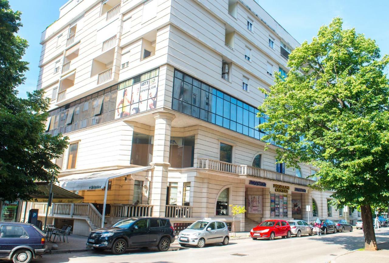Yellow Lily Mostar Apartman Екстер'єр фото
