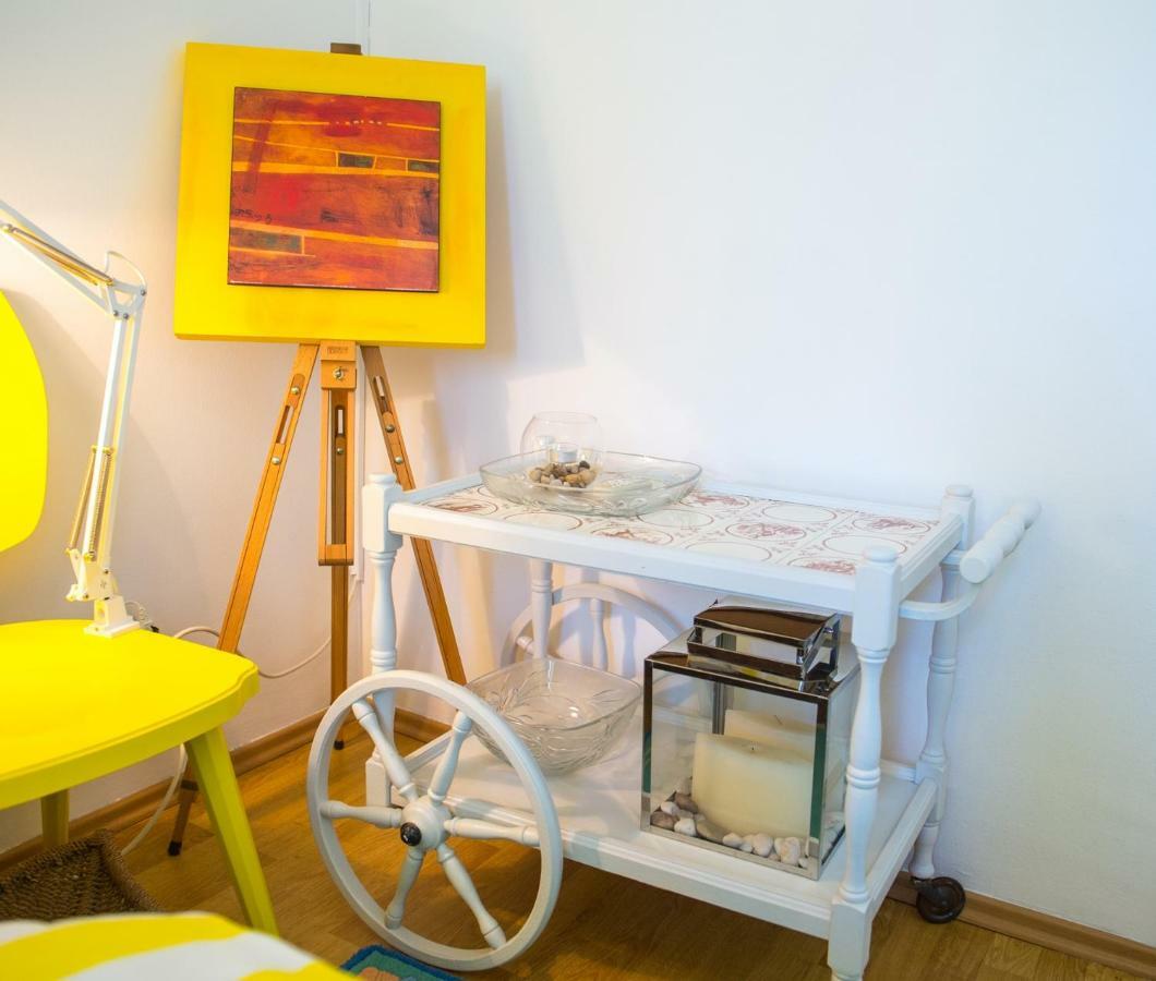 Yellow Lily Mostar Apartman Екстер'єр фото